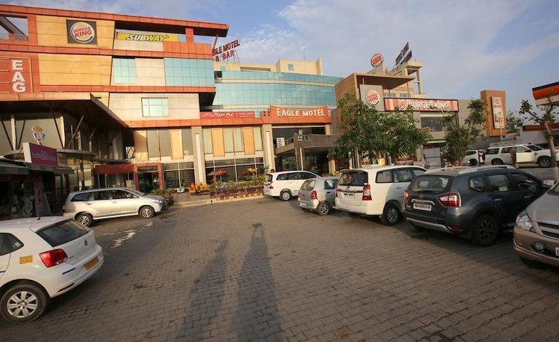 Eagle Motel Rājpura Exterior foto